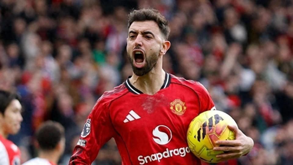 开云体育官网-曼联欲砸重金挽留B费：周薪40万镑打破队内薪资结构